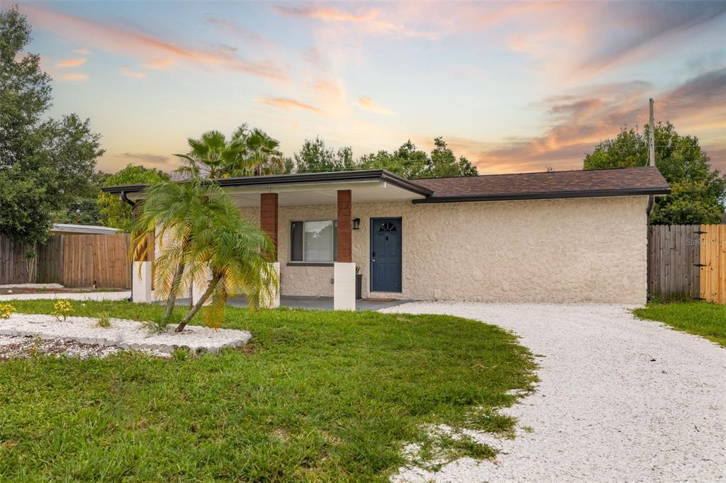5384 56th Ave N in St. Petersburg, FL - Building Photo