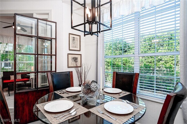 133 Colonade Cir in Naples, FL - Building Photo - Building Photo