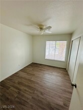 1729 Elaine Dr in Las Vegas, NV - Building Photo - Building Photo