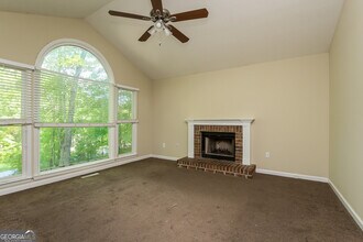 294 Oak Landing Cir in Douglasville, GA - Building Photo - Building Photo