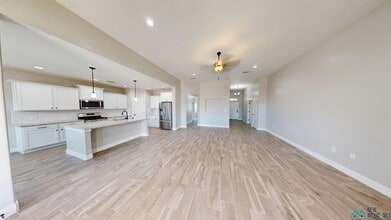 5109 W Grey Ghost Rd in Hobbs, NM - Building Photo - Building Photo