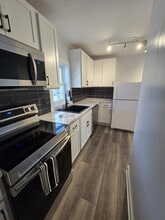 246 W 14th St in Holland, MI - Building Photo - Building Photo