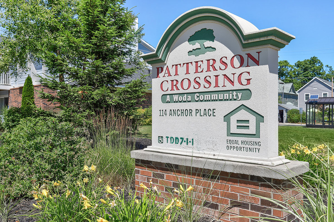 Patterson Crossing in Frankfort, MI - Foto de edificio