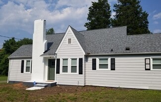 15 Motor Rd in Winston-Salem, NC - Building Photo