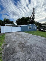 635 N 28th Ave in Hollywood, FL - Building Photo