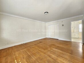 807 Oro Terrace in Los Angeles, CA - Building Photo - Building Photo