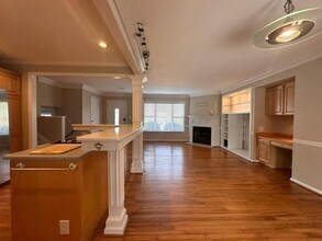 1716 Mohawk Pl SE in Smyrna, GA - Building Photo - Building Photo