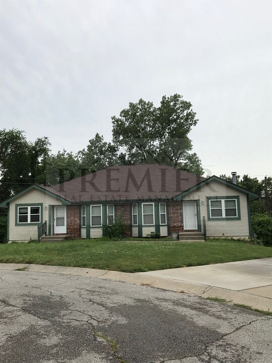 1622 S Swope Dr-Unit -8413c936-f477-11e9-975a-1866da4c52fb in Independence, MO - Building Photo