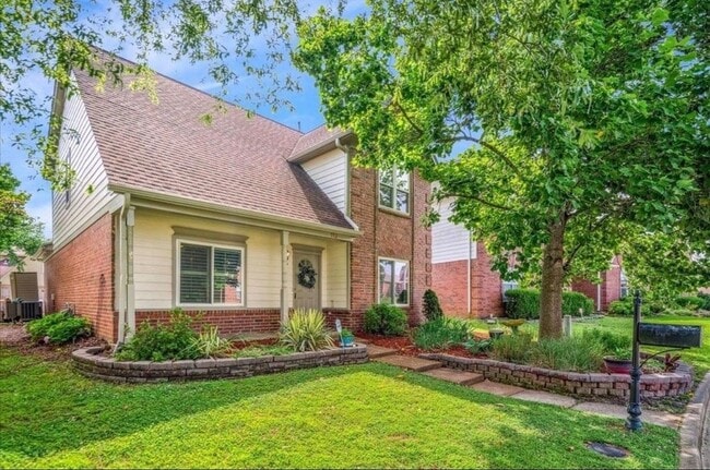 772 Breeze Way in Memphis, TN - Foto de edificio - Building Photo