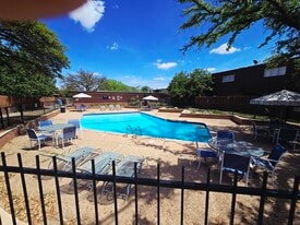 3000 W Illinois Ave in Midland, TX - Building Photo