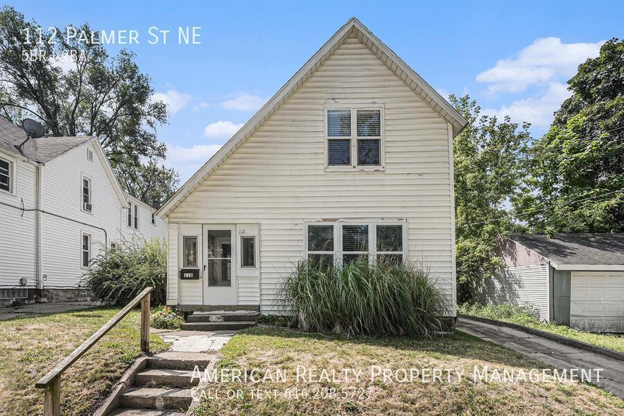 112 Palmer St NE in Grand Rapids, MI - Building Photo