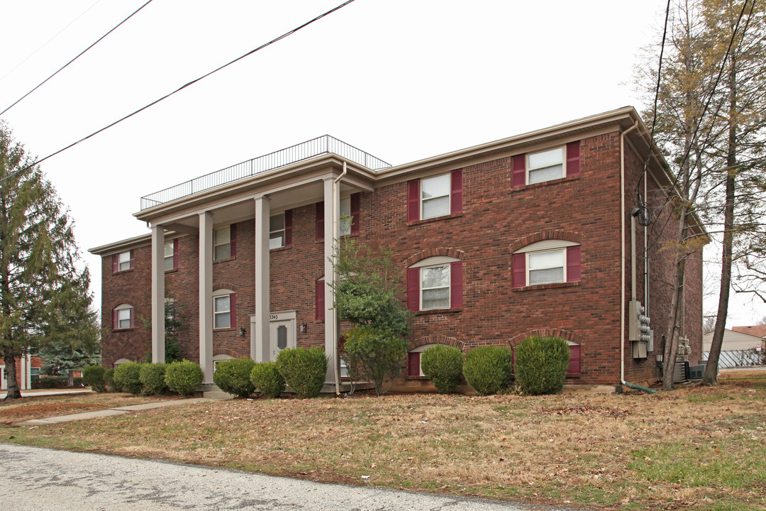 3340 Breckenridge Ln in Louisville, KY - Building Photo