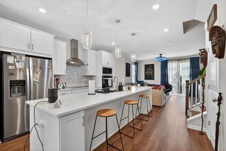 10129 Kings Grove Wy in Damascus, MD - Building Photo - Building Photo