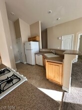 6717 Lookout Lodge Ln in North Las Vegas, NV - Building Photo - Building Photo