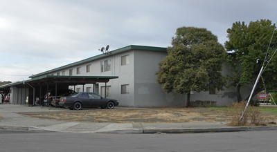 5318 Saint Mark Ave in Newark, CA - Building Photo - Building Photo