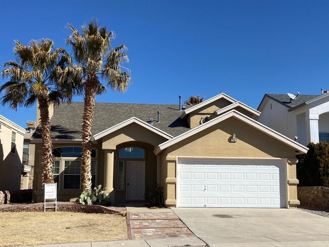 property at 7331 Corona Del Sol Dr