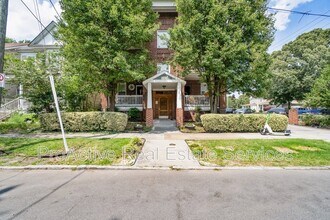 402 W 31st St in Norfolk, VA - Building Photo - Building Photo