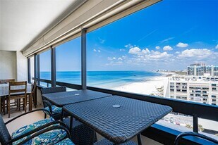 1460 Gulf Blvd in Clearwater, FL - Building Photo