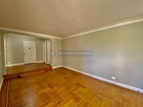 600 W 218th St in New York, NY - Building Photo - Building Photo