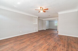 4201 63rd St N in Kenneth City, FL - Building Photo - Building Photo