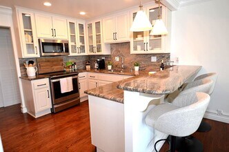 30 Antigua Ct in Coronado, CA - Building Photo - Building Photo