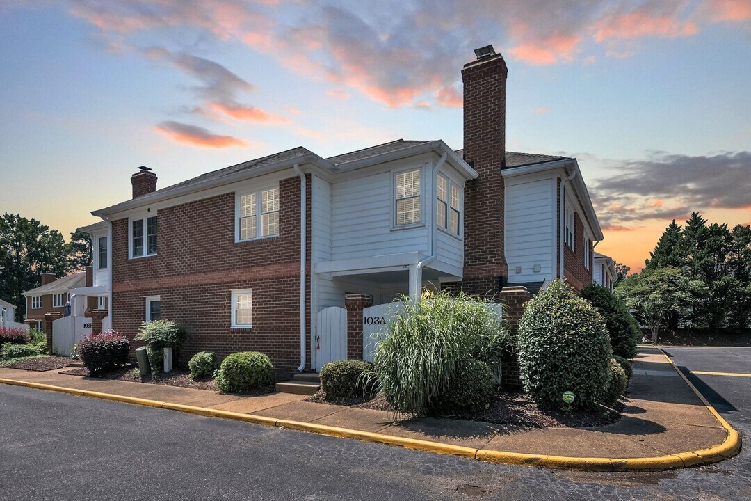 103 Turnbridge Ln in Yorktown, VA - Building Photo