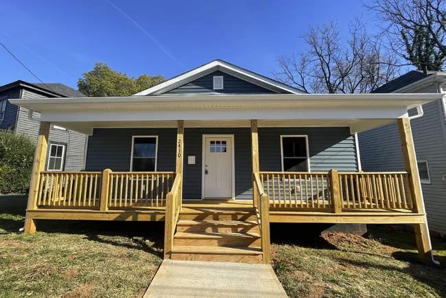 property at 2410 Poplar St