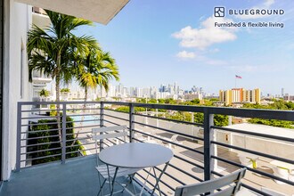 1000 NW 7th St in Miami, FL - Building Photo - Building Photo