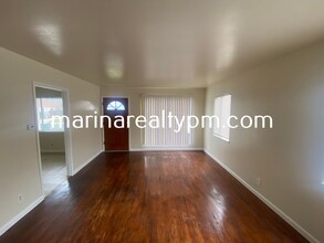 741 Rosewood Ave in Vallejo, CA - Foto de edificio - Building Photo