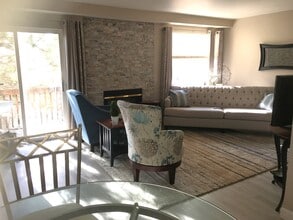 927 Parker Dr in Longmont, CO - Foto de edificio - Building Photo