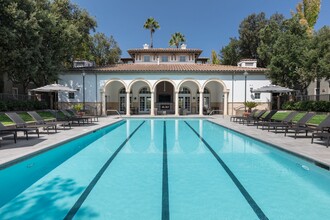 Villa Torino in San Jose, CA - Foto de edificio - Building Photo