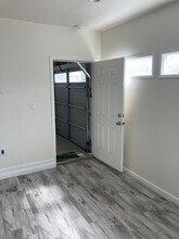 4124 W 173rd Pl, Unit 173rd Studio in Torrance, CA - Building Photo - Building Photo