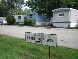 Silver Lake Mobile Home Park Apartments