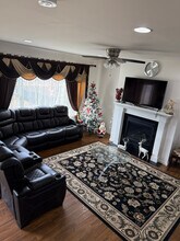 352 Reserve Ln in Mechanicsburg, PA - Building Photo - Building Photo