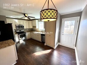 1902 James St in Durham, NC - Foto de edificio - Building Photo