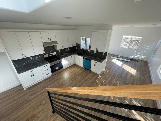 540 W Elm Ave in Fullerton, CA - Building Photo - Building Photo