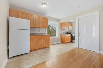 52 Highland Rd in Stamford, CT - Building Photo - Building Photo