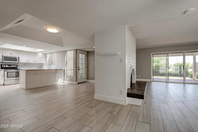 property at 5321 N 79th Way
