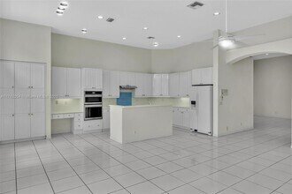 18579 Harbor Light Way in Boca Raton, FL - Building Photo - Building Photo