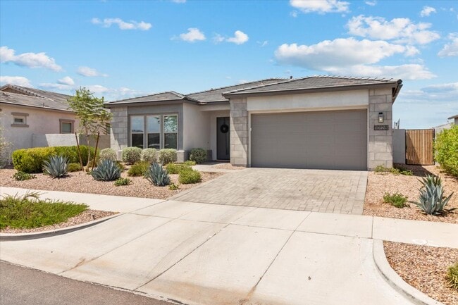 10128 E Supernova Dr in Mesa, AZ - Building Photo - Building Photo
