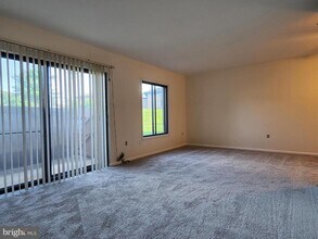 6996 Hanover Pkwy in Greenbelt, MD - Building Photo - Building Photo