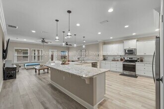 33 8th Ave in Shalimar, FL - Building Photo - Building Photo