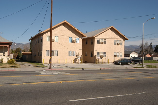 1066-1068 W 5th St in San Bernardino, CA - Building Photo - Building Photo