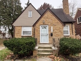 8817 Marseilles St in Detroit, MI - Building Photo
