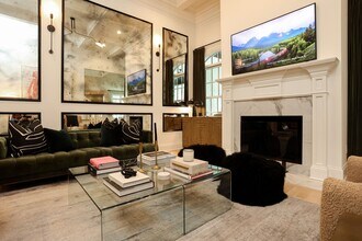 1037 Battery Ln in Nashville, TN - Building Photo - Building Photo