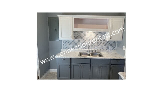 property at 565 Edwards Dr NE