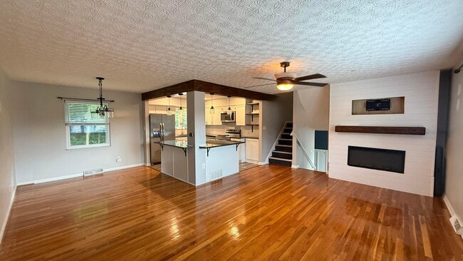321 Heil Dr in Columbus, OH - Building Photo - Building Photo