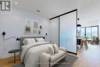 8 Dovercourt Rd in Toronto, ON - Building Photo - Building Photo