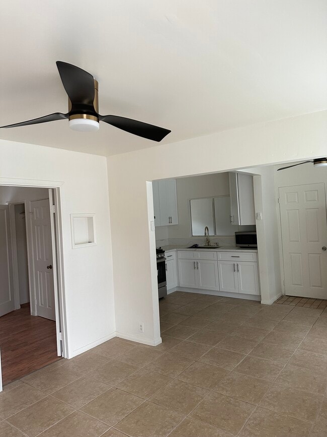 2602 Aviation Blvd in Redondo Beach, CA - Building Photo - Building Photo