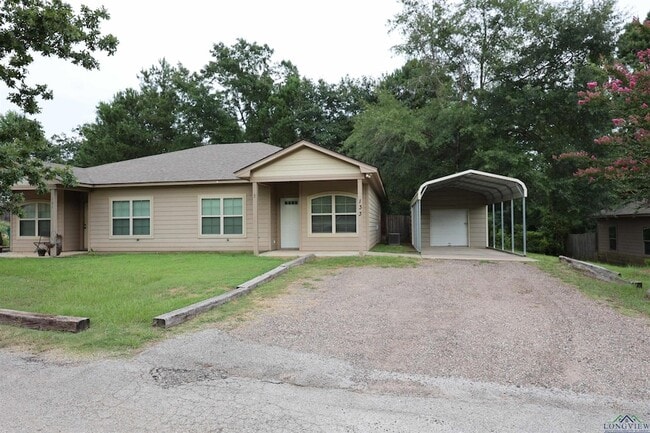 133 Summer Creek Dr in Longview, TX - Building Photo - Building Photo
